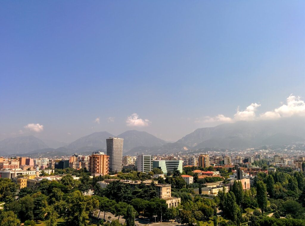 Albanien Stadt Natur Gefährliche Tiere in Albanien Vorsicht beim Wandern